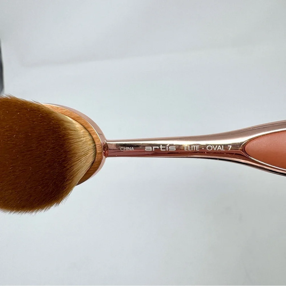 Artis Elite Oval 7 Makeup Brush - Rose Gold Edition